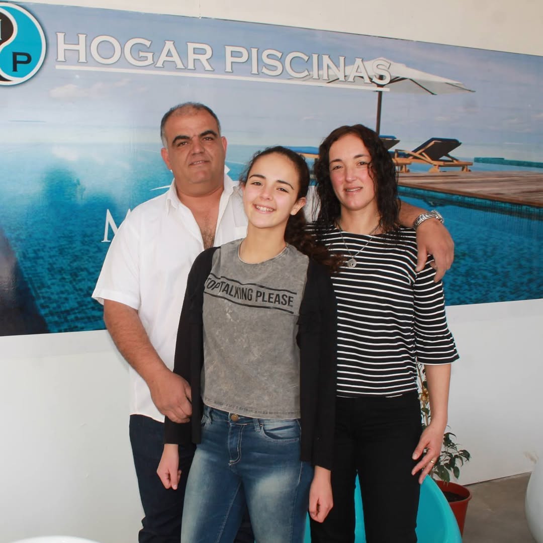Familia Hogar Piscinas