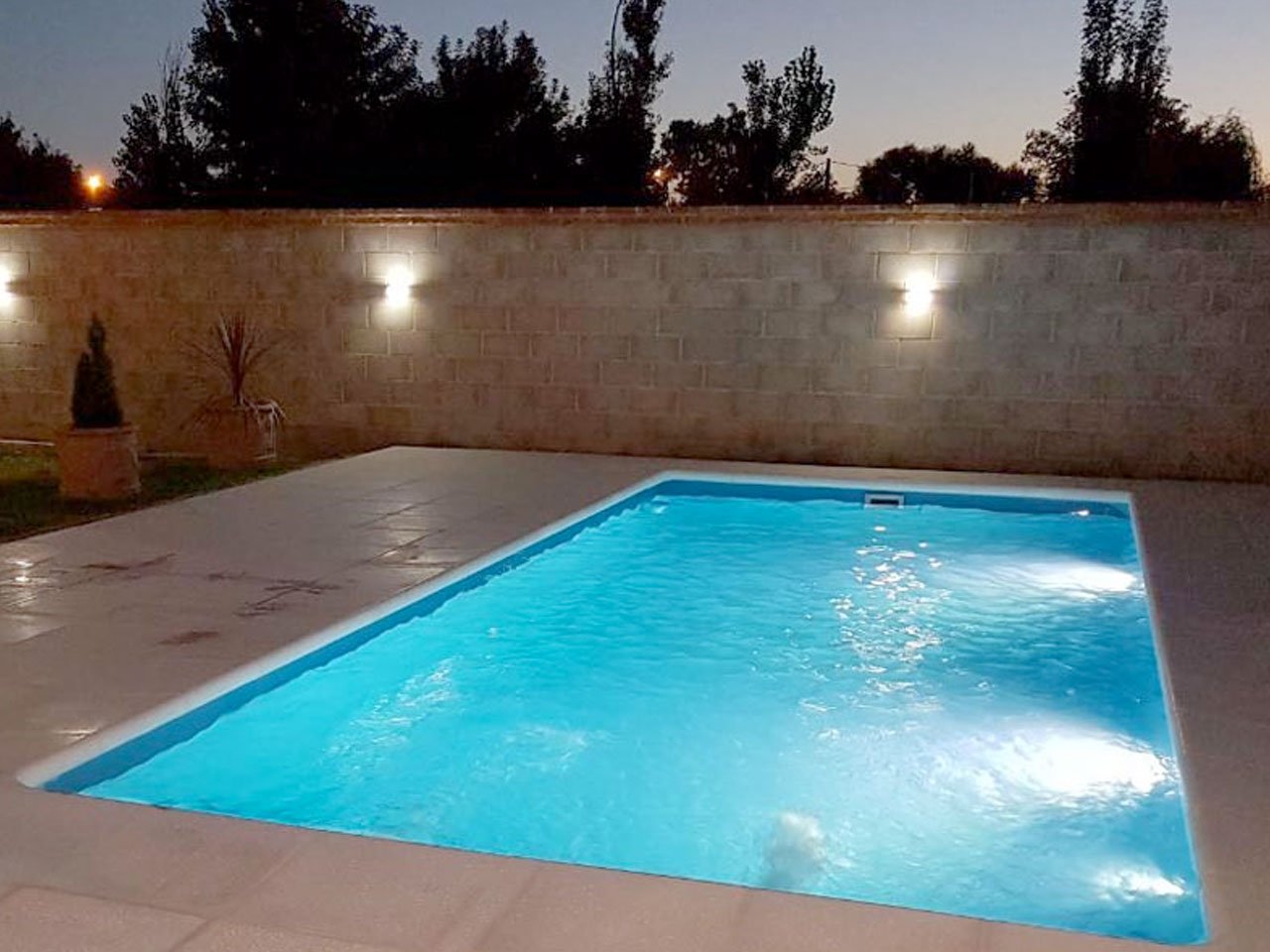 Instalaci贸n de Piscina